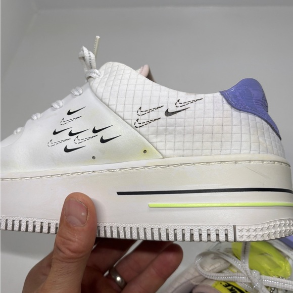 Women’s Nike Air Force 1 sage low size 8 1/2 - Picture 12 of 12